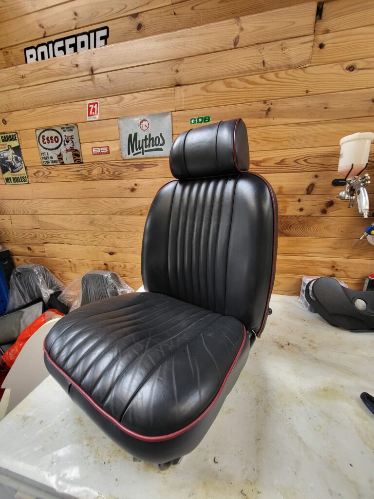MG B — sellerie par Sellerie Couto, Franconville
