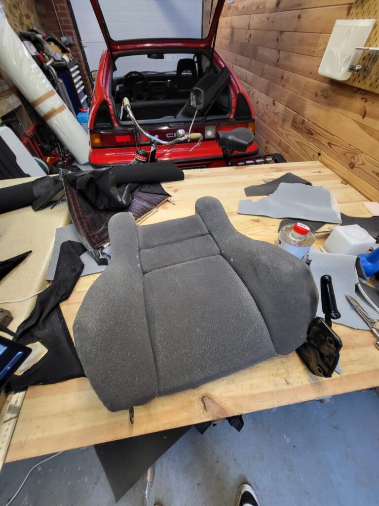 Honda CRX — sellerie par Sellerie Couto, Franconville